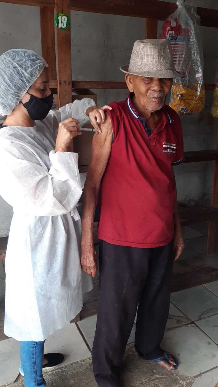 Camacã: Prefeitura começou a vacinar idosos contra o Covid-19